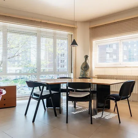 Spacious And Bright In The Center Apartamento Milán