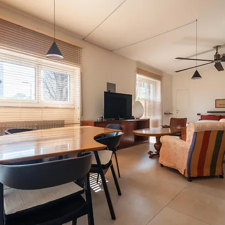 Appartamento Spacious And Bright In The Center Milano